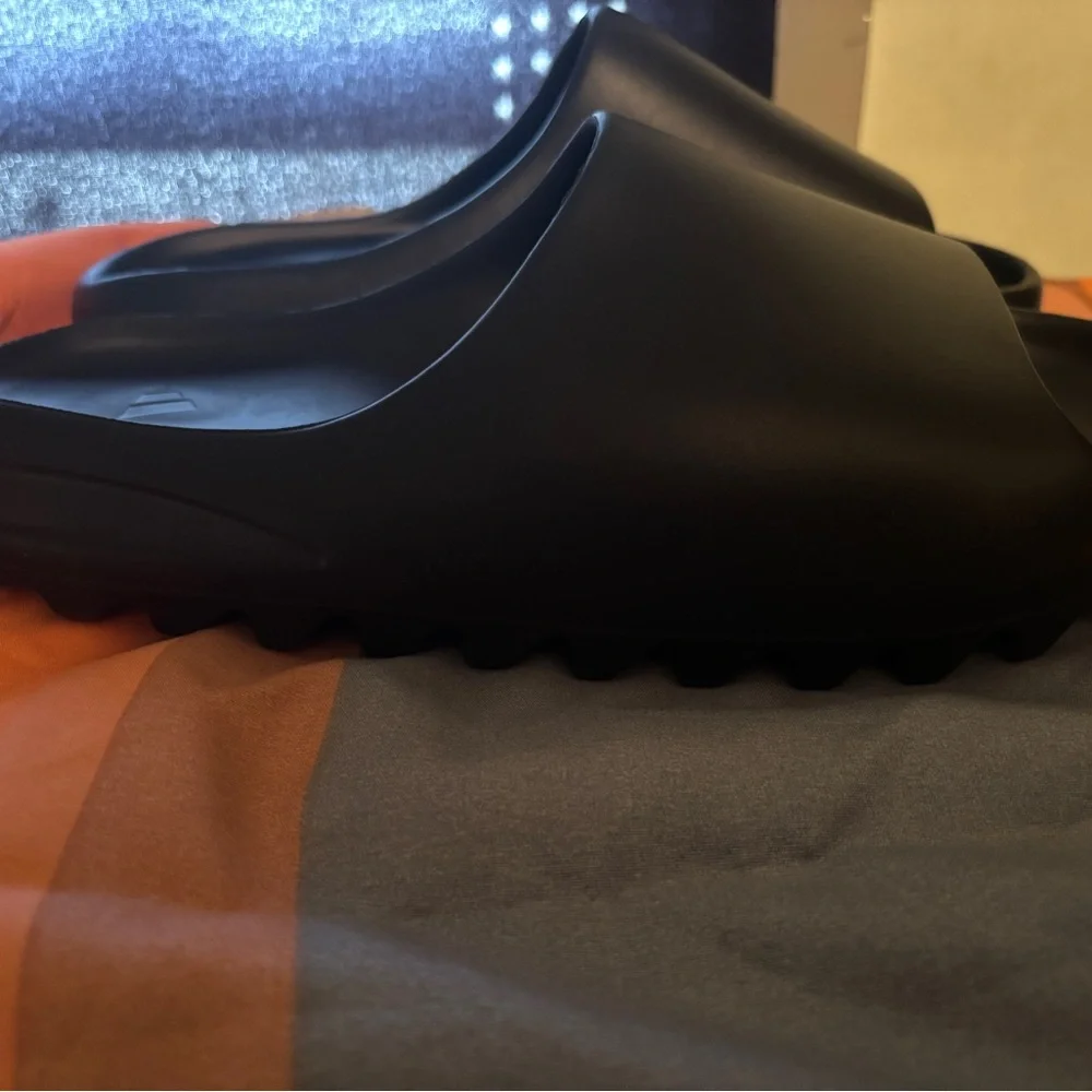 Adidas Black Yeezy Slides (Size 12)